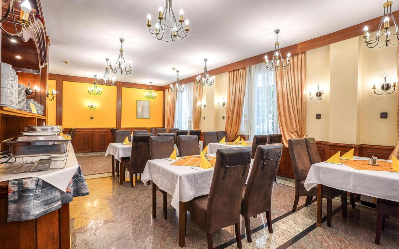 Hotel Erzsebet Hévíz Екстериор снимка