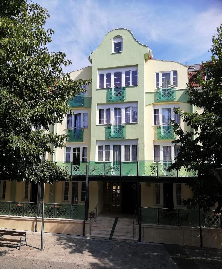 Hotel Erzsebet Hévíz Екстериор снимка