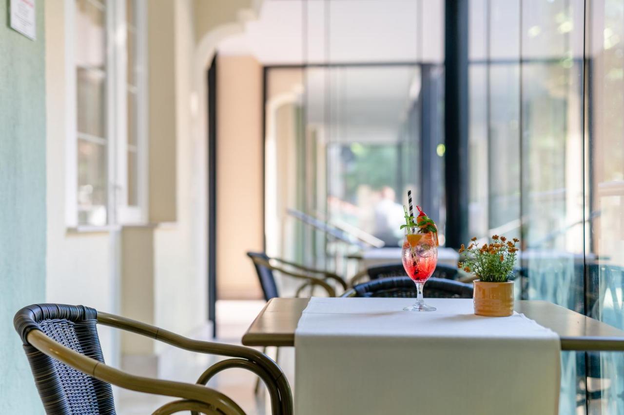 Hotel Erzsebet Hévíz Екстериор снимка