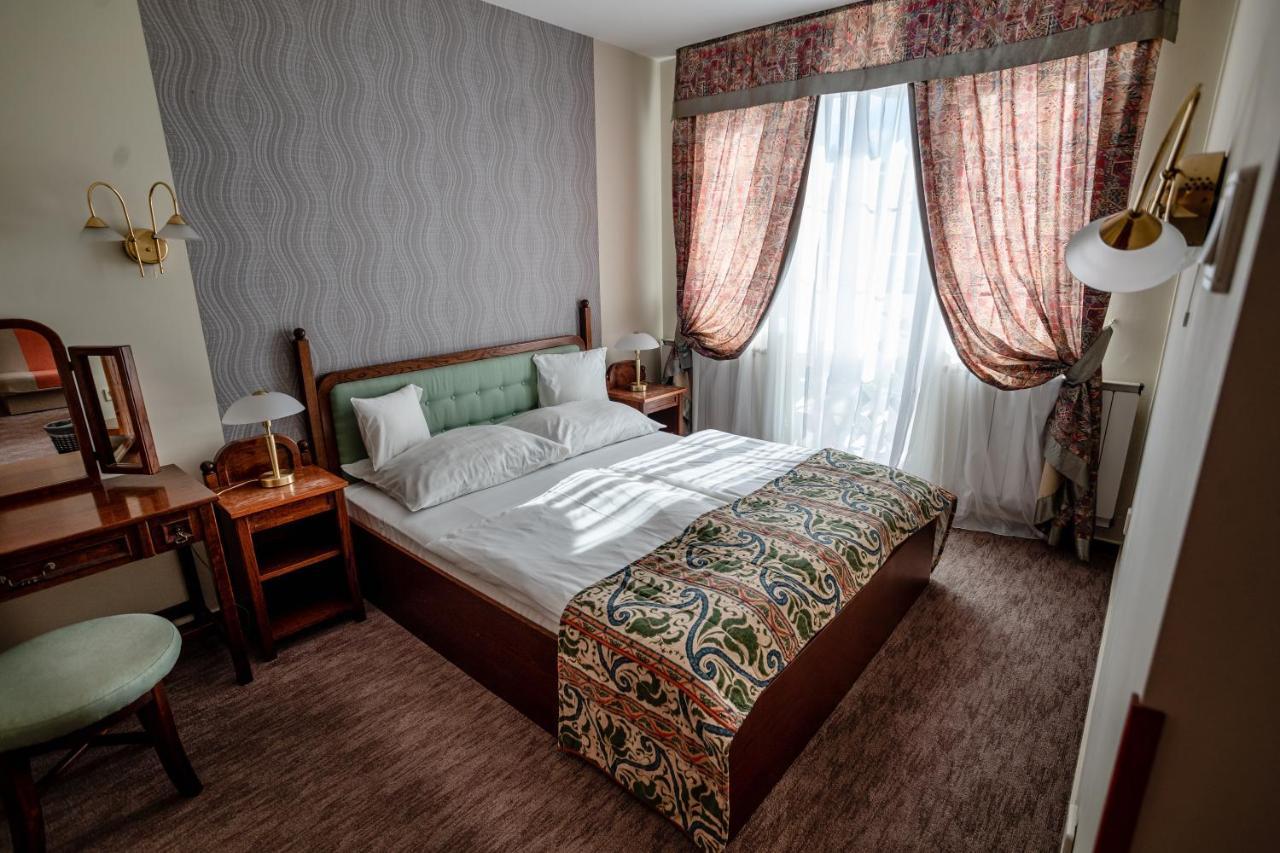 Hotel Erzsebet Hévíz Екстериор снимка