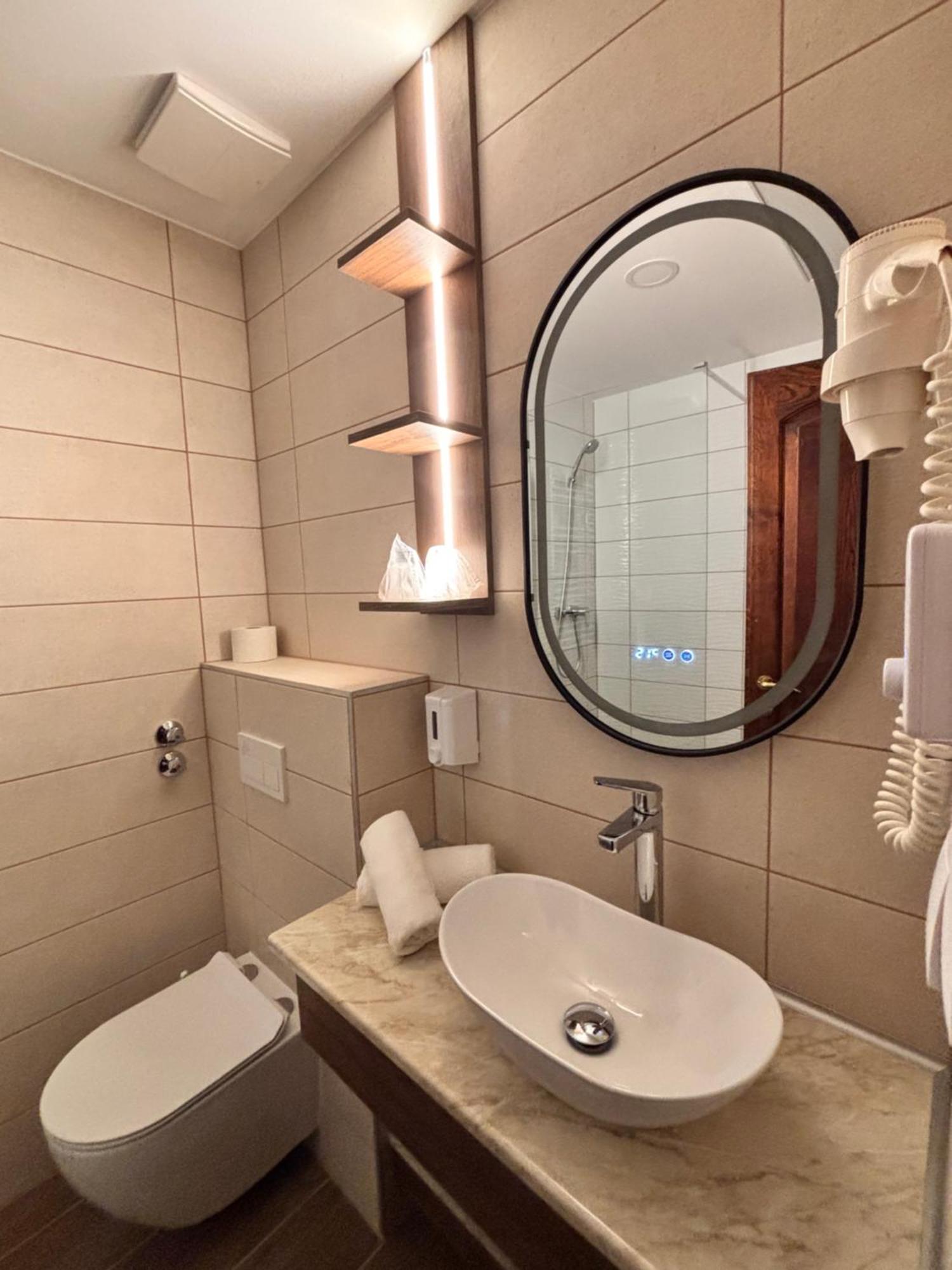 Hotel Erzsebet Hévíz Екстериор снимка