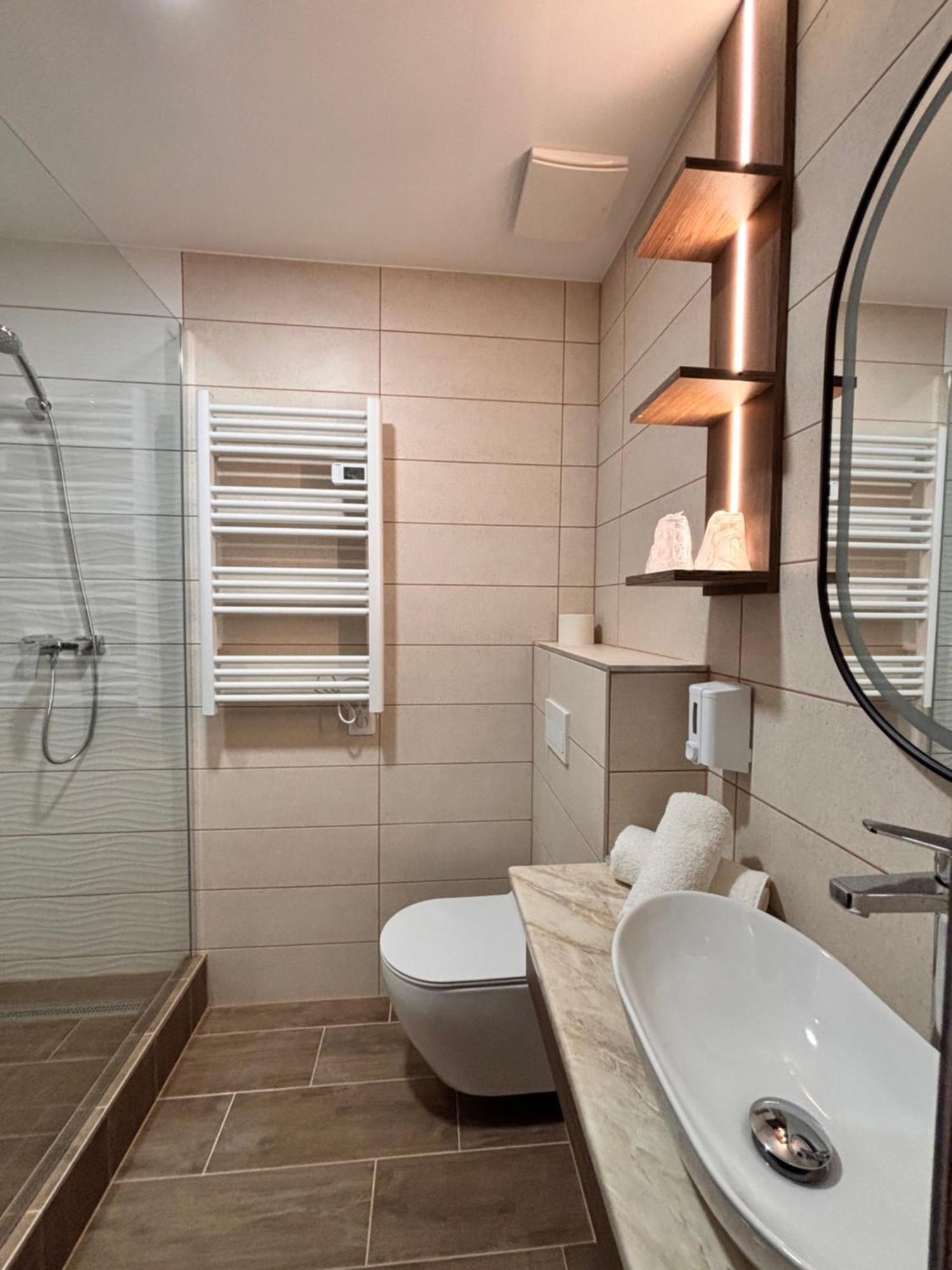 Hotel Erzsebet Hévíz Екстериор снимка
