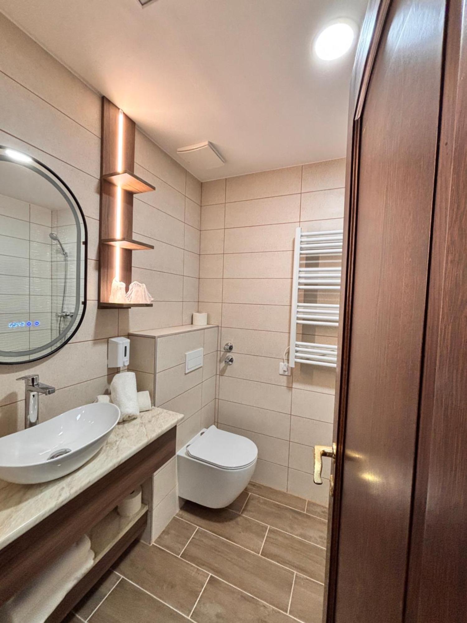 Hotel Erzsebet Hévíz Екстериор снимка